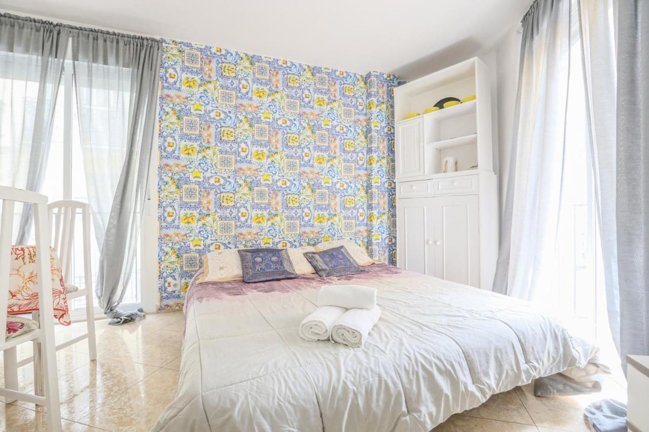 Sevilla Center Premium, Free Parking Exterior photo